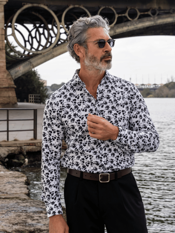 Camisa Monttesco Fantasía Estampada Flores Negras
