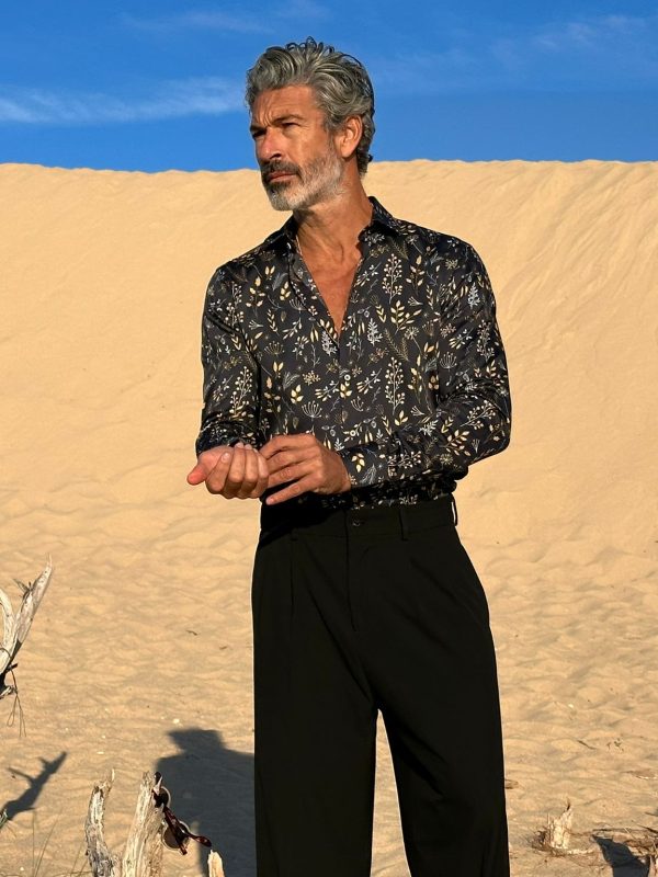 Camisa Monttesco Estampada Fantasía Flores Doradas