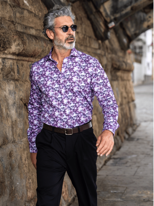 Camisa Monttesco Vestir Manga Larga Estampada Fantasía Calaveras Violetas