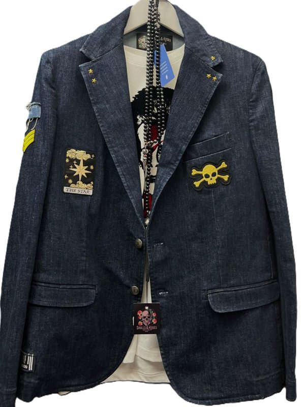 Americana Vaquera Skull and Roses